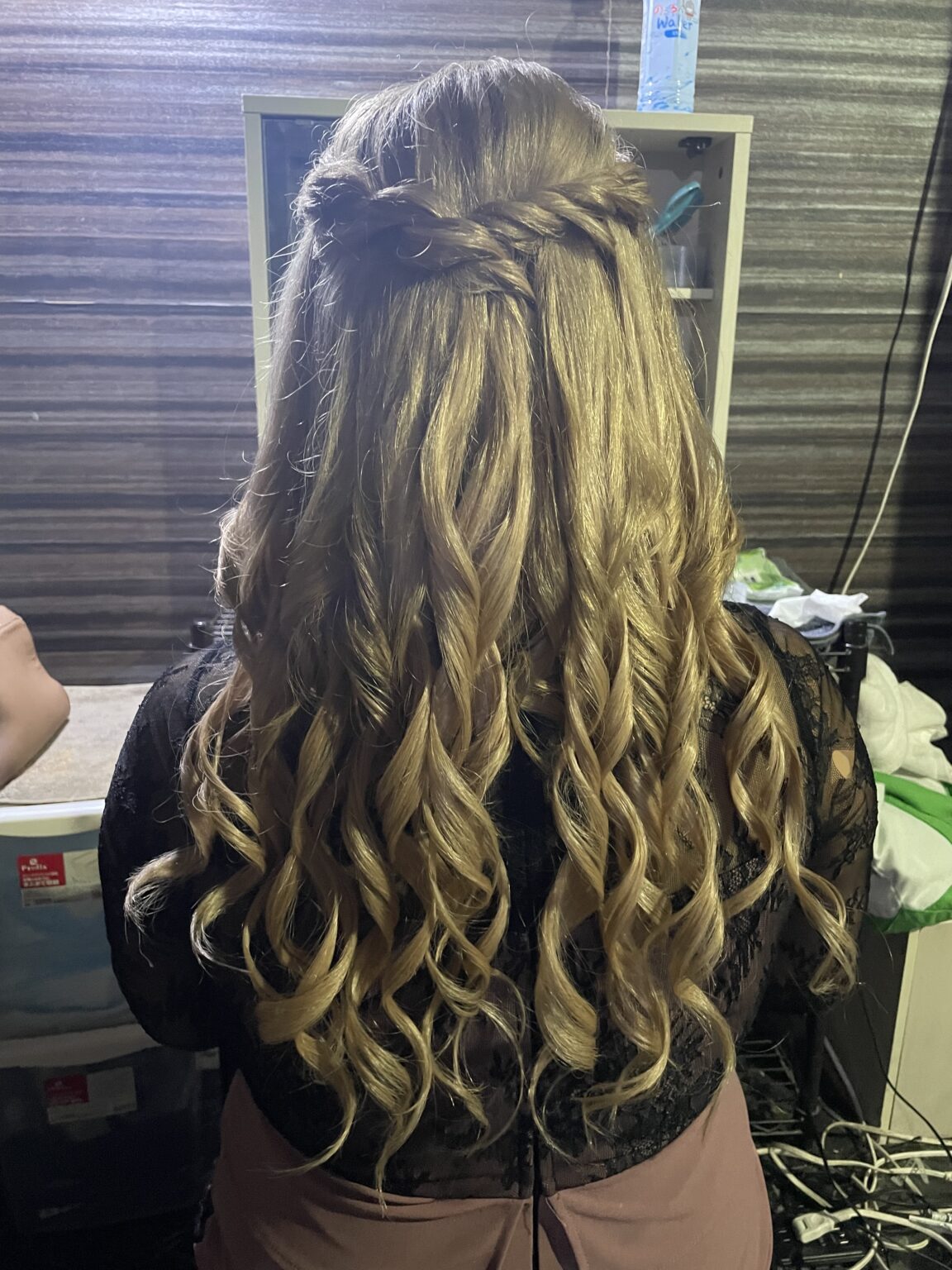 エマブログ 今日のヘアメ👗✂️ - 新橋 セクキャバ おっパブ いちゃキャバ WRAITH レイス