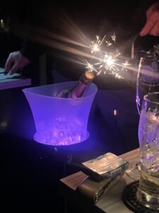 カナブログ 🍾