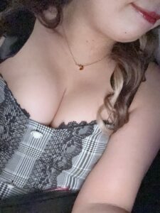 エマブログ チェックで出勤🤤🩷