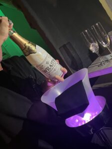 モナカブログ しゅわしゅわ🥂🫧