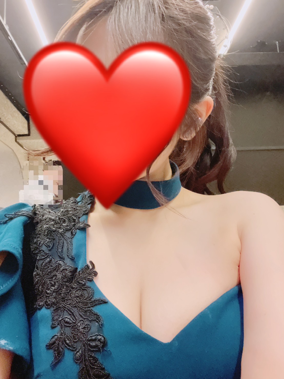 モナカブログ しゅっ‎𖤐 ̖́-‬ - 新橋 セクキャバ おっパブ いちゃキャバ WRAITH レイス