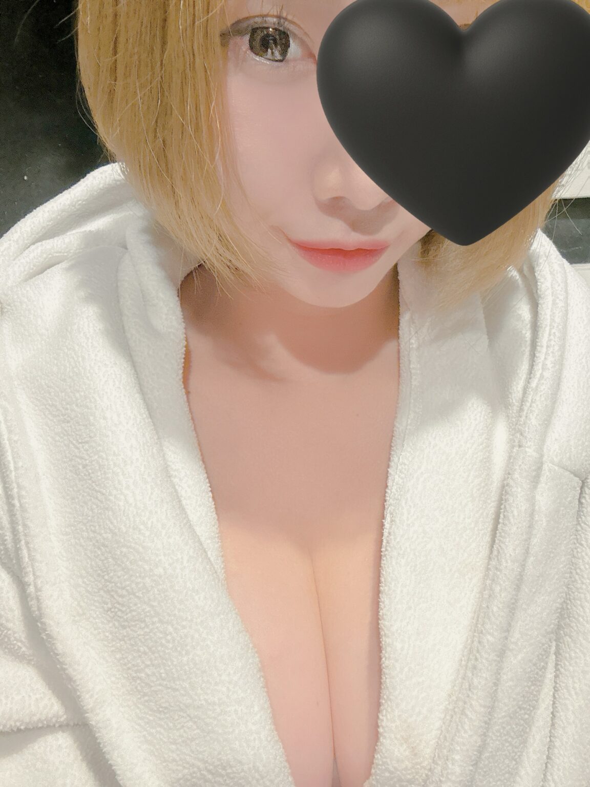 レレブログ バスローブ🛁 - 新橋 セクキャバ おっパブ いちゃキャバ WRAITH レイス