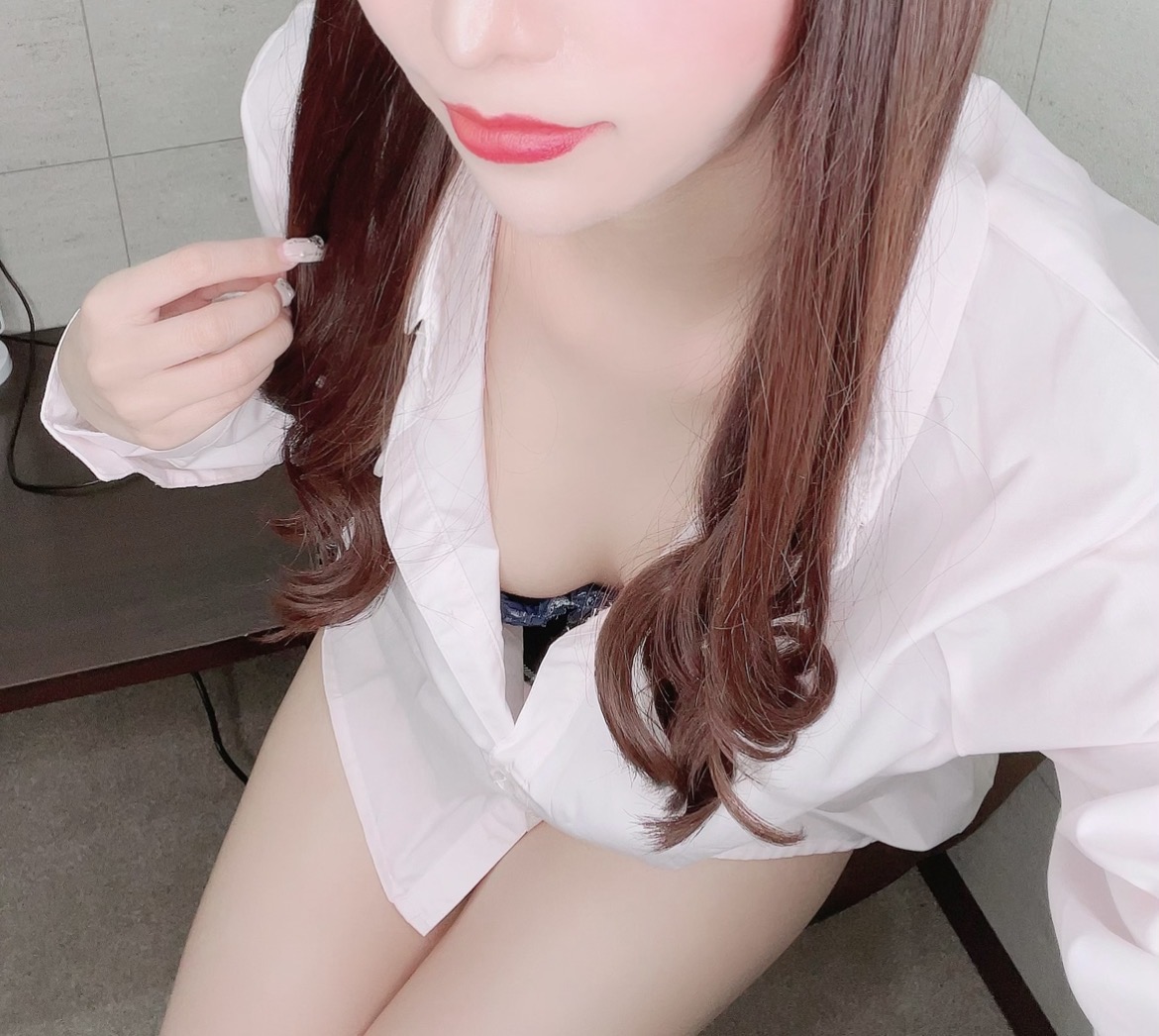 エリナブログ 02.28 - 新橋 セクキャバ おっパブ いちゃキャバ WRAITH レイス