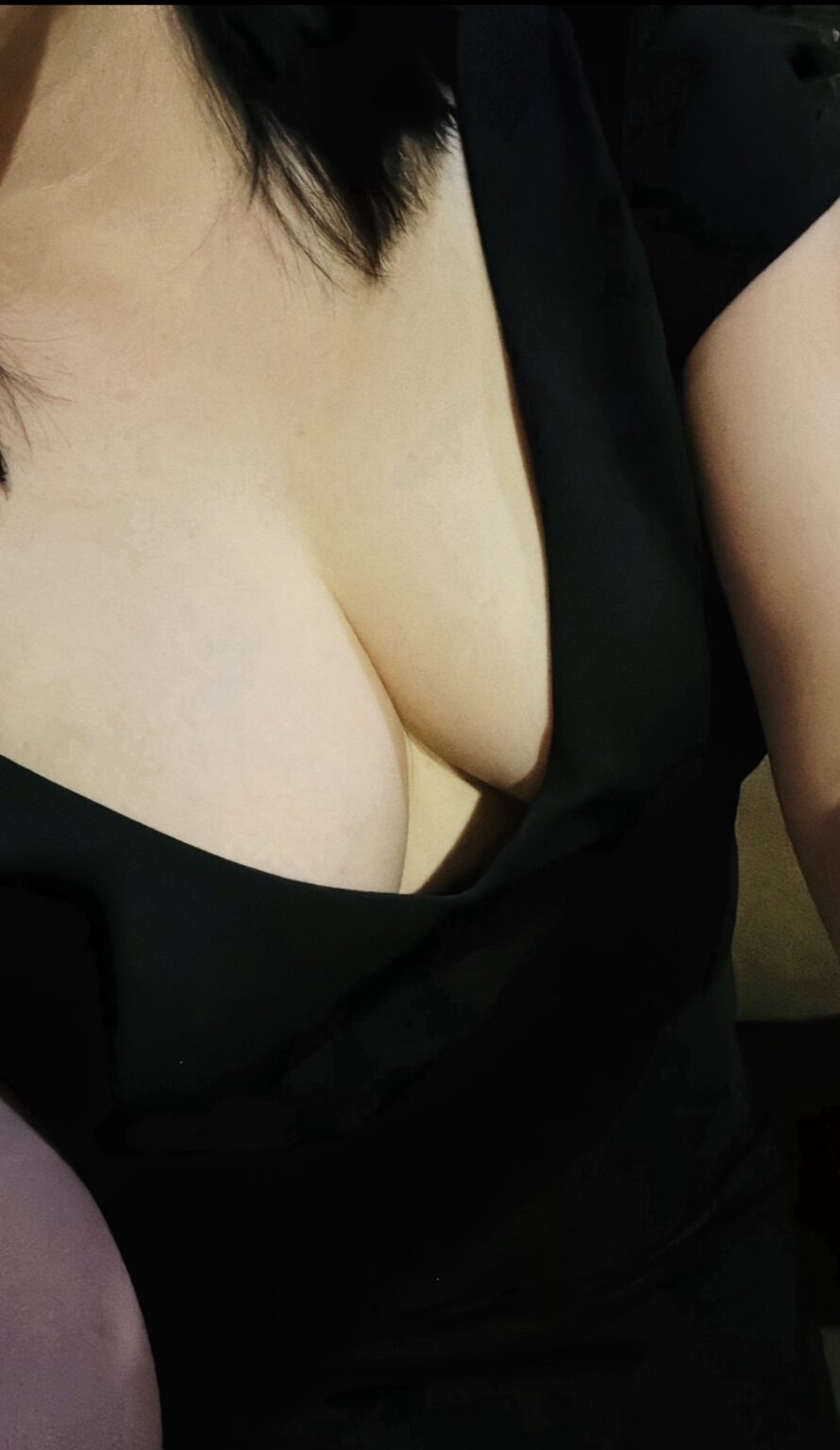 ユリナブログ すいようび - 新橋 セクキャバ おっパブ いちゃキャバ WRAITH レイス