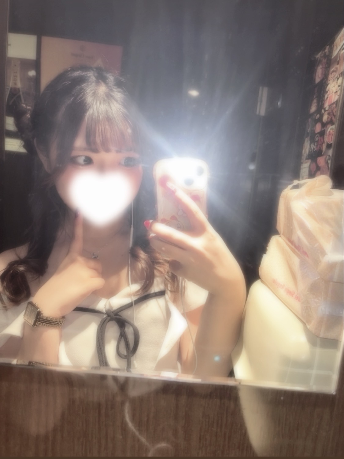 ツキブログ 🌙* :ﾟ - 新橋 セクキャバ おっパブ いちゃキャバ WRAITH レイス