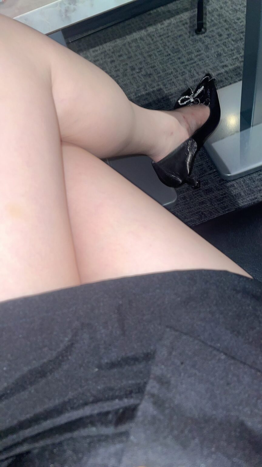 ランカブログ どっち派?💭⸒⸒ - 新橋 おっパブ いちゃキャバ セクキャバ MEILI メイリー